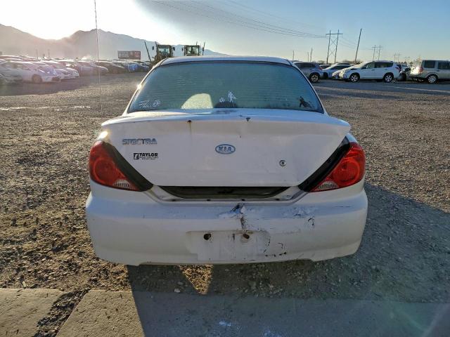 Kia Spectra Base Image 5