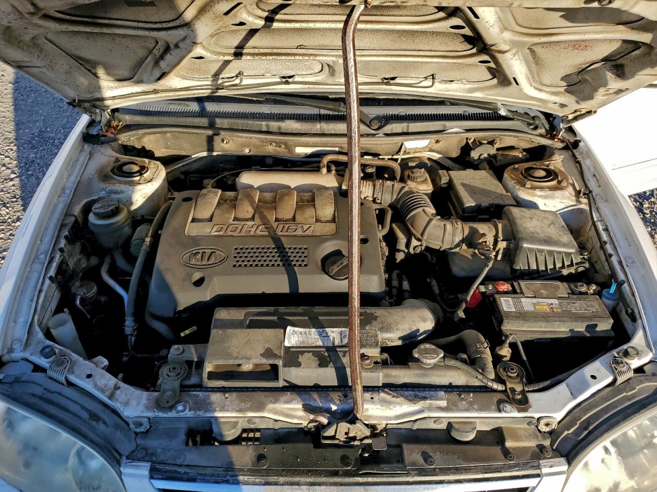 Kia Spectra Base Image 10