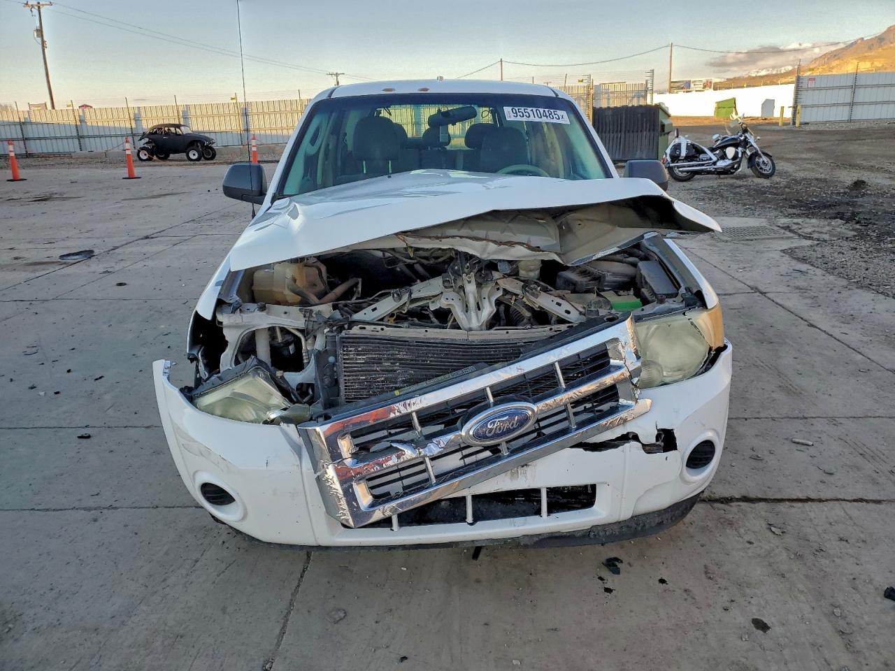 Ford Escape Xls Image 9