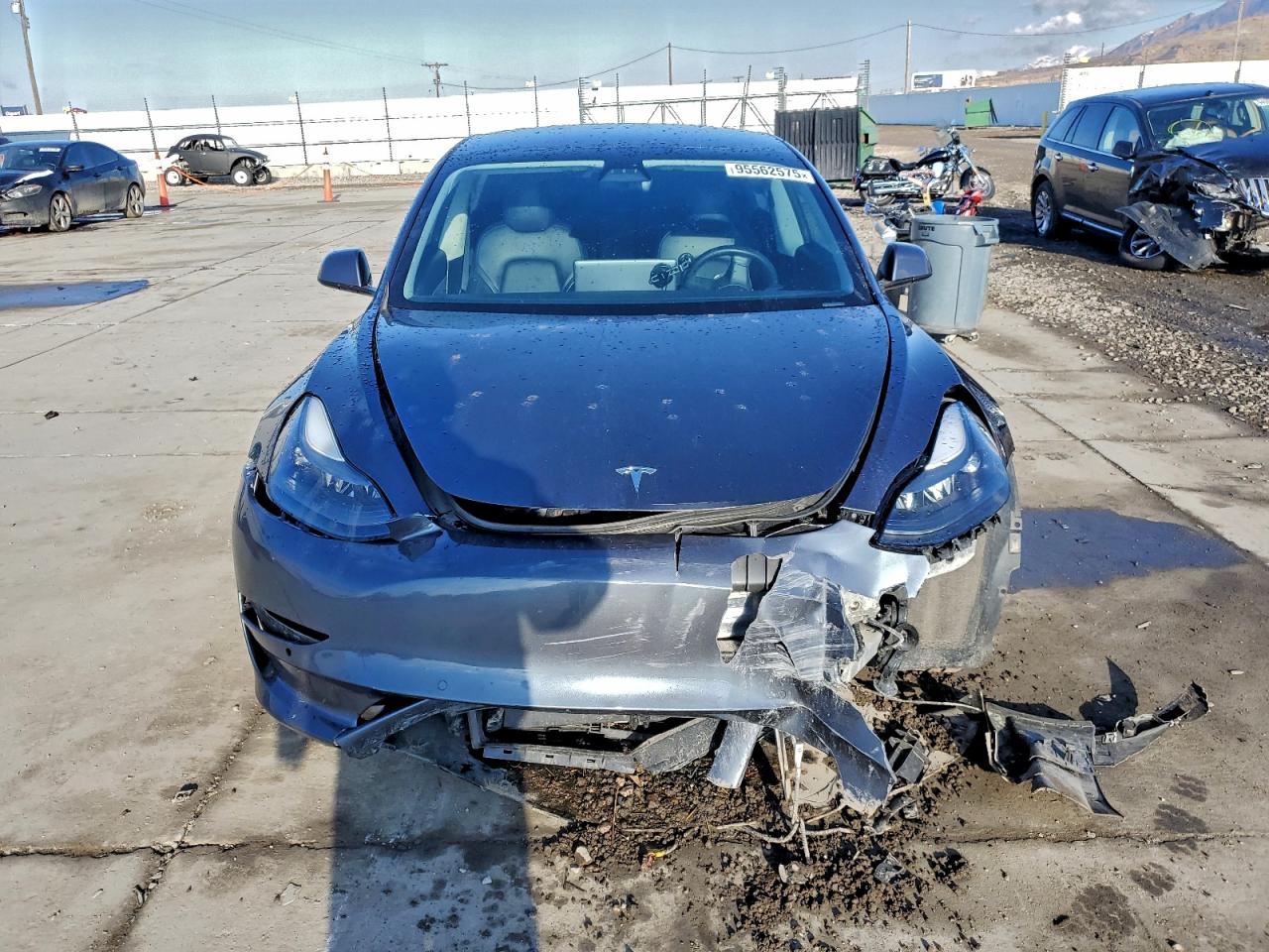 Tesla Model 3 Image 9