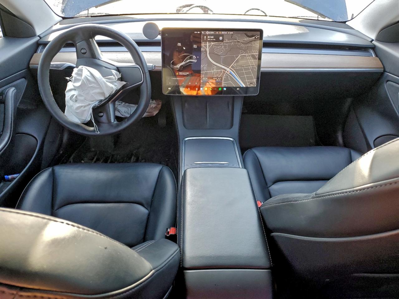 Tesla Model 3 Image 5