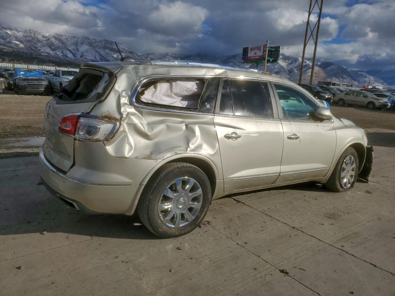Buick Enclave Image 14