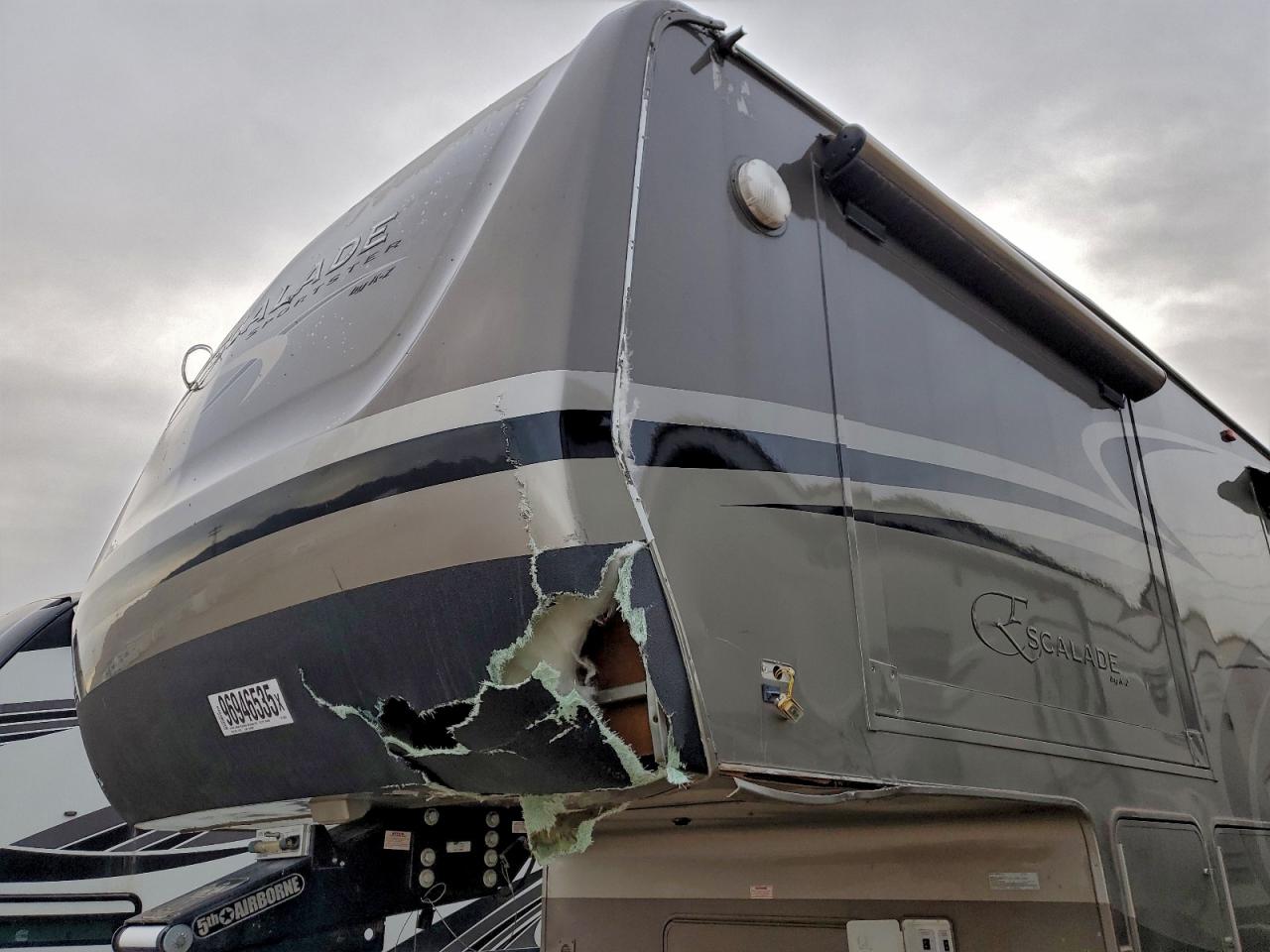 Kzrv Escalade Image 3