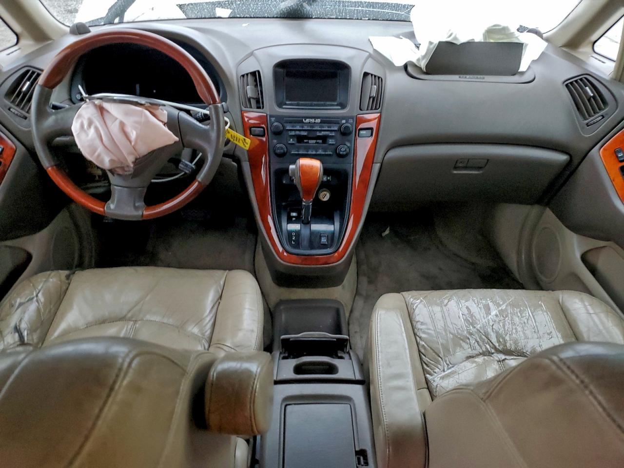 Lexus RX 300 Image 11