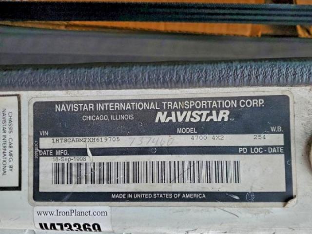 International 4700 4700 Image 13