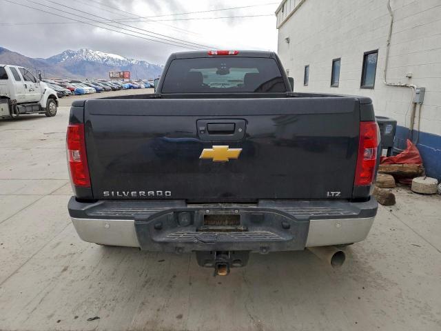 Chevrolet Silverado K3500 Ltz Image 6