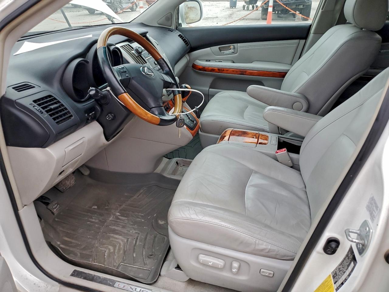 Lexus RX 350 Image 6