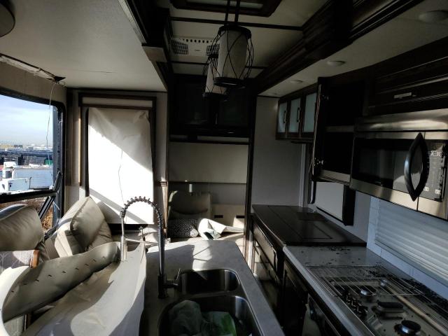 Grand Design Solitude Image 10