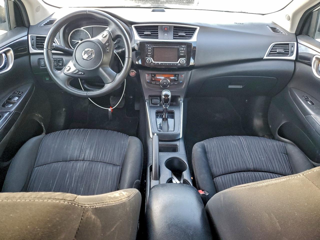 Nissan Sentra S Image 13