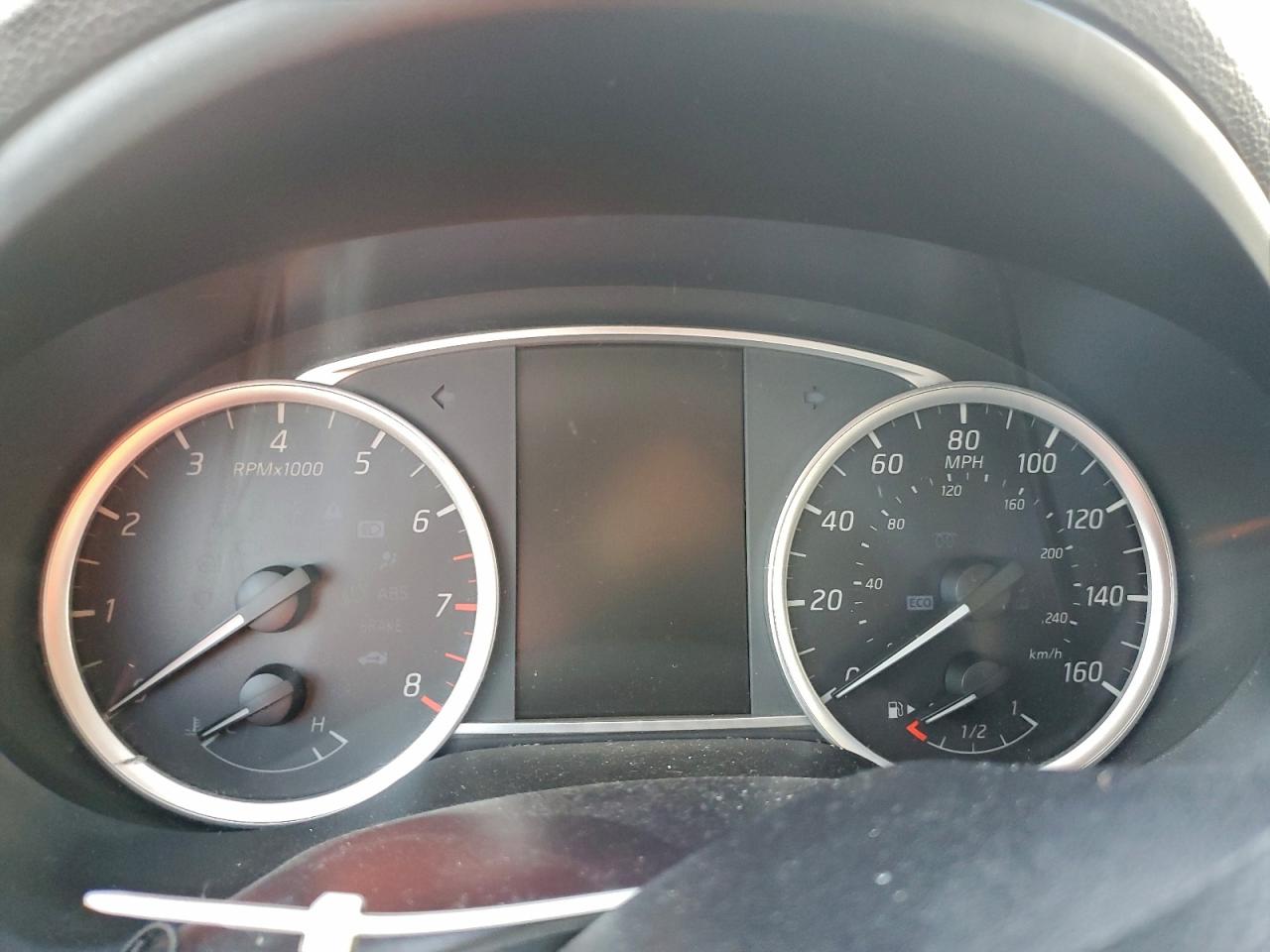 Nissan Sentra S Image 12