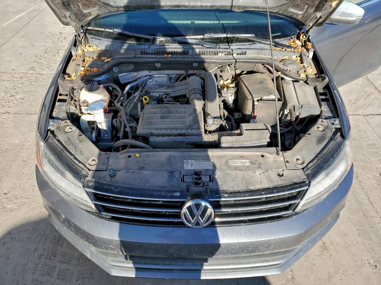 Volkswagen Jetta S Image 5