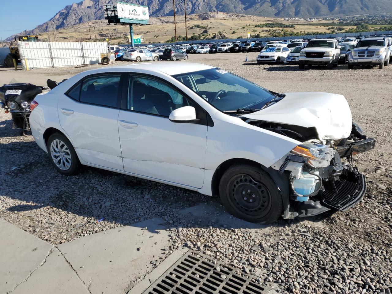 Toyota Corolla L Image 4