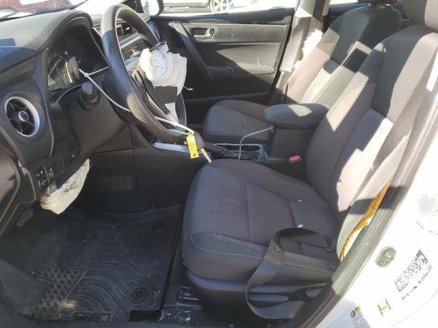 Toyota Corolla L Image 3