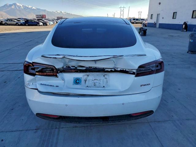 Tesla Model S Image 6