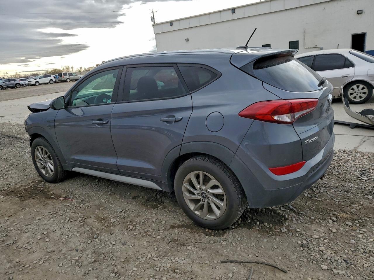 Hyundai TUCSON Limited Image 2