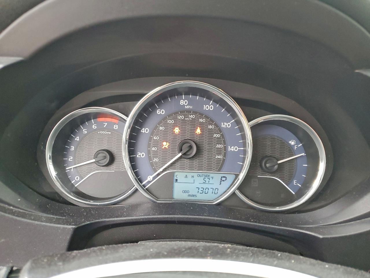 Toyota Corolla L Image 6