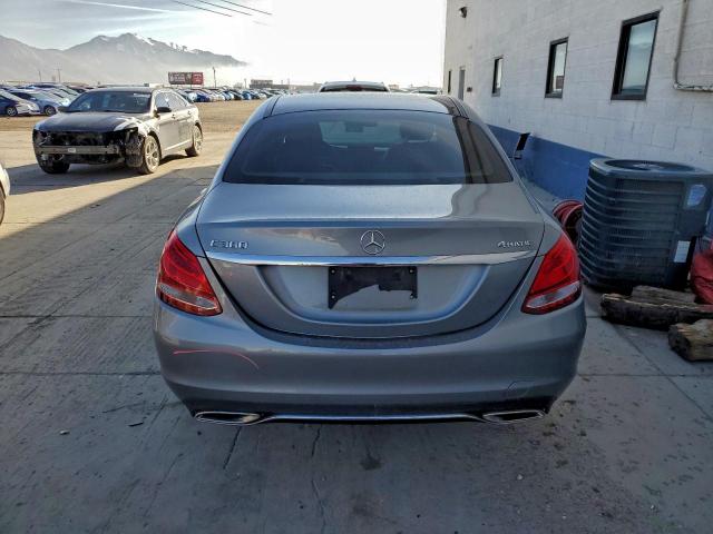 Mercedes-Benz C-Class 300 4matic Image 2