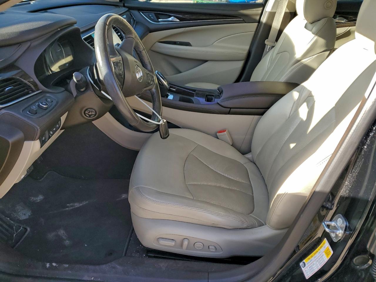 Buick LaCrosse Premium Image 12