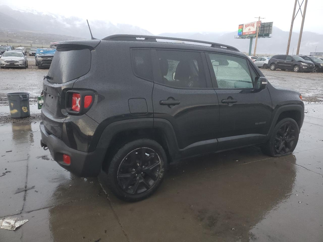 Jeep Renegade Latitude Image 6