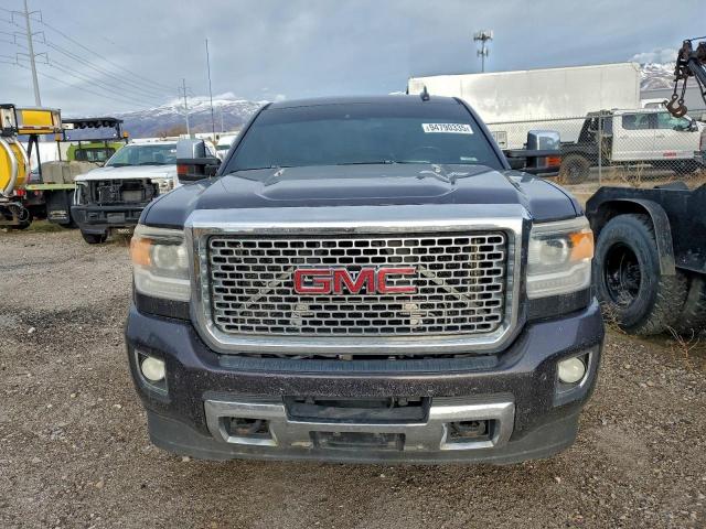 GMC Sierra K3500 Denali Image 11