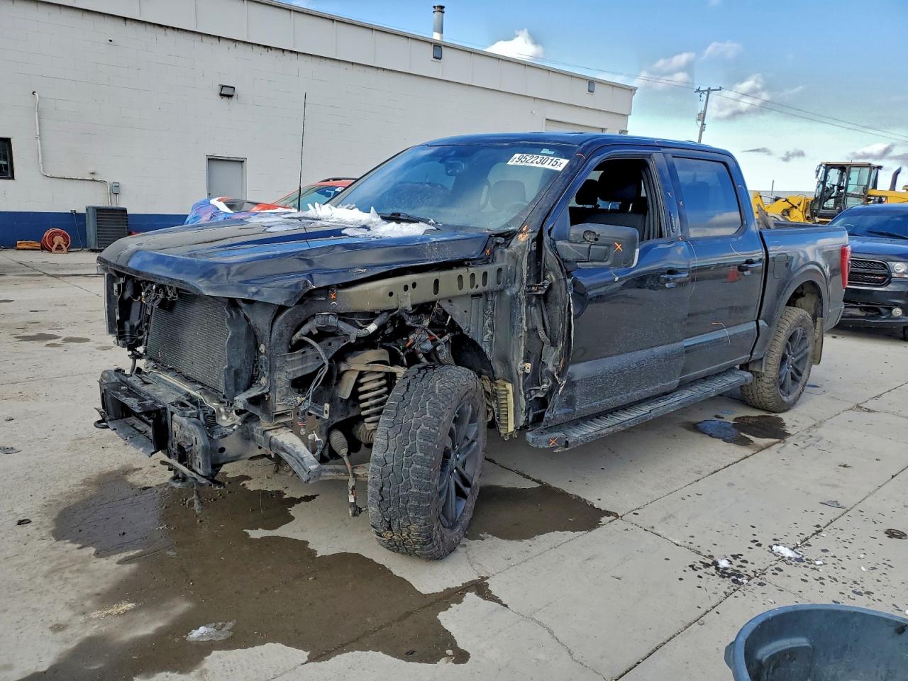 Ford F-150 Supercrew Image 1