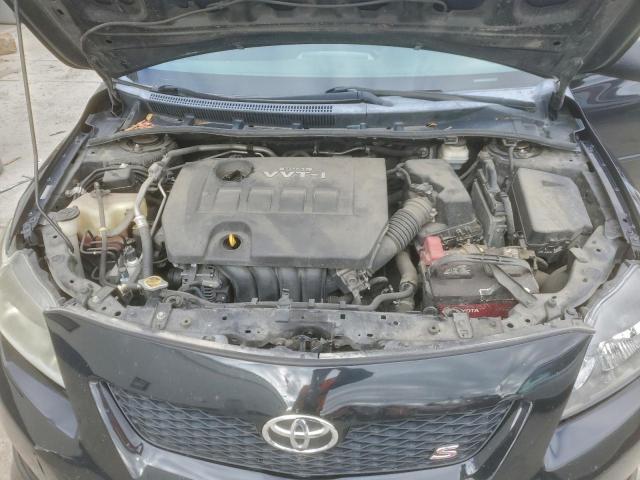 Toyota Corolla Base Image 8