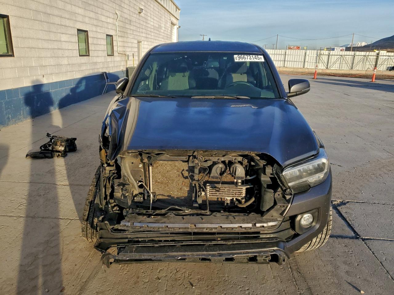 Toyota Tacoma Double Cab Image 5