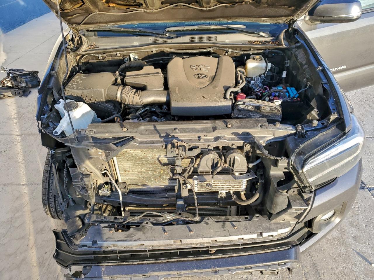 Toyota Tacoma Double Cab Image 10