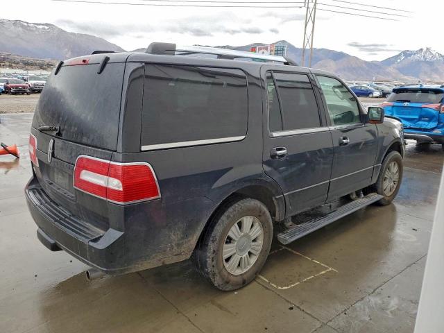 Lincoln Navigator Image 8