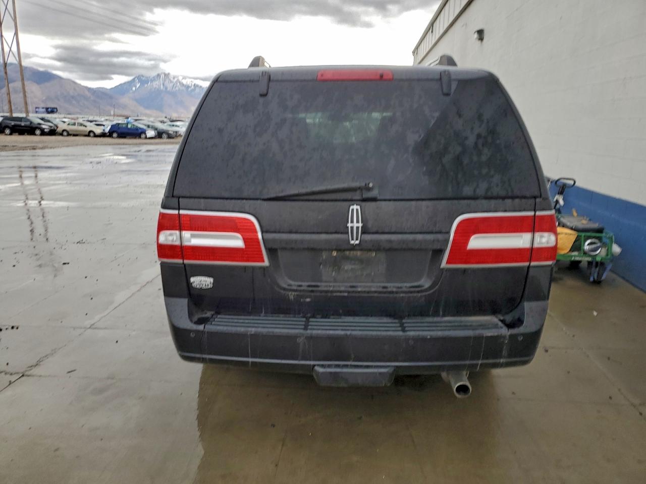 Lincoln Navigator Image 4