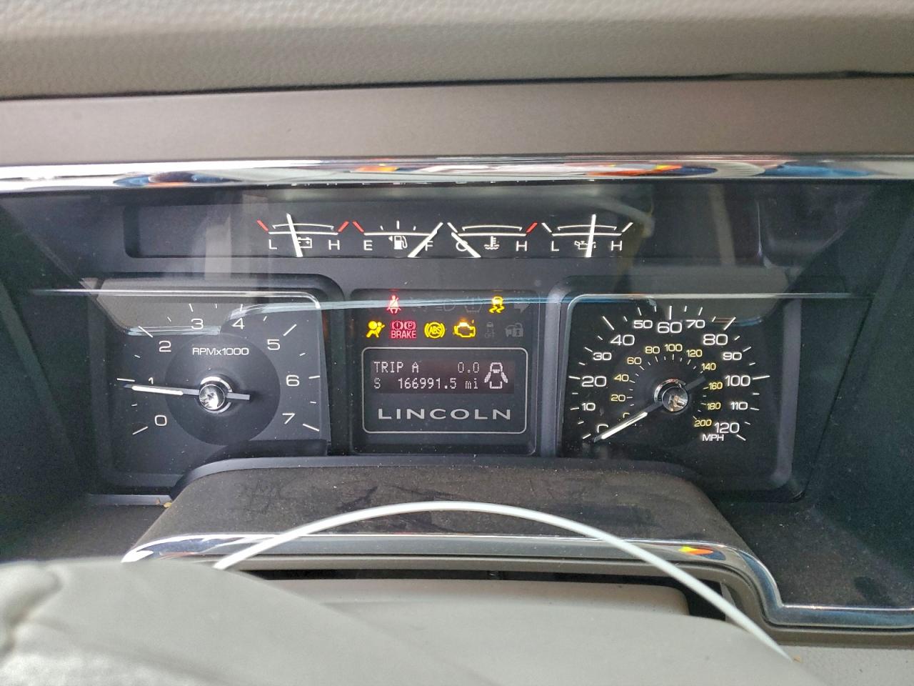 Lincoln Navigator Image 5