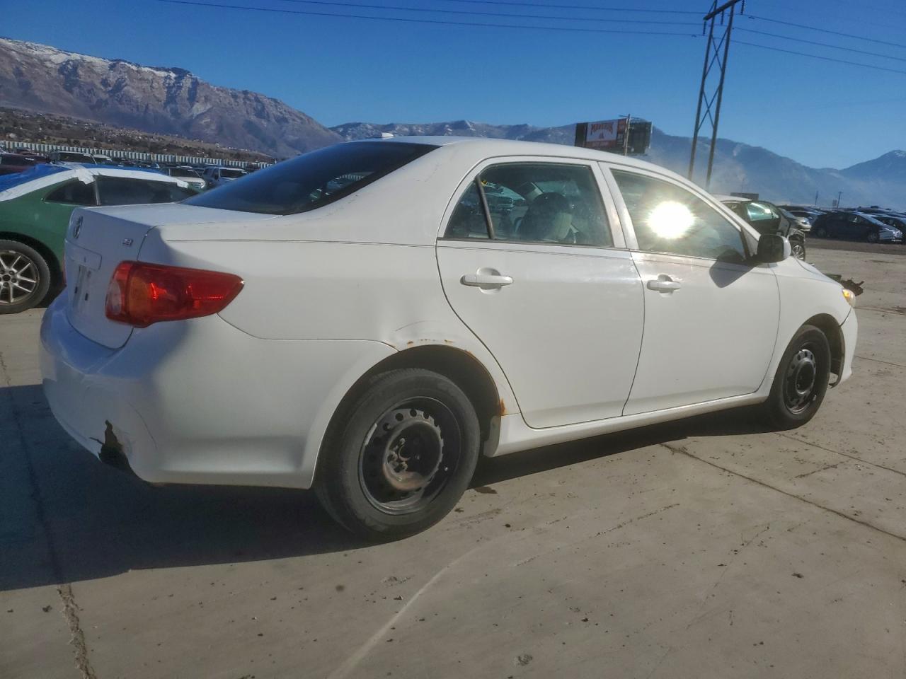 Toyota Corolla Base Image 5