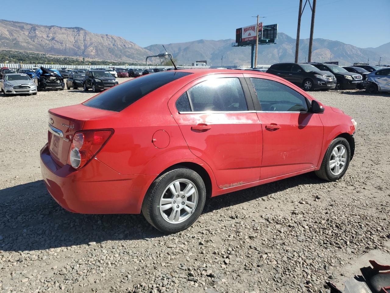 Chevrolet Sonic Lt Image 9