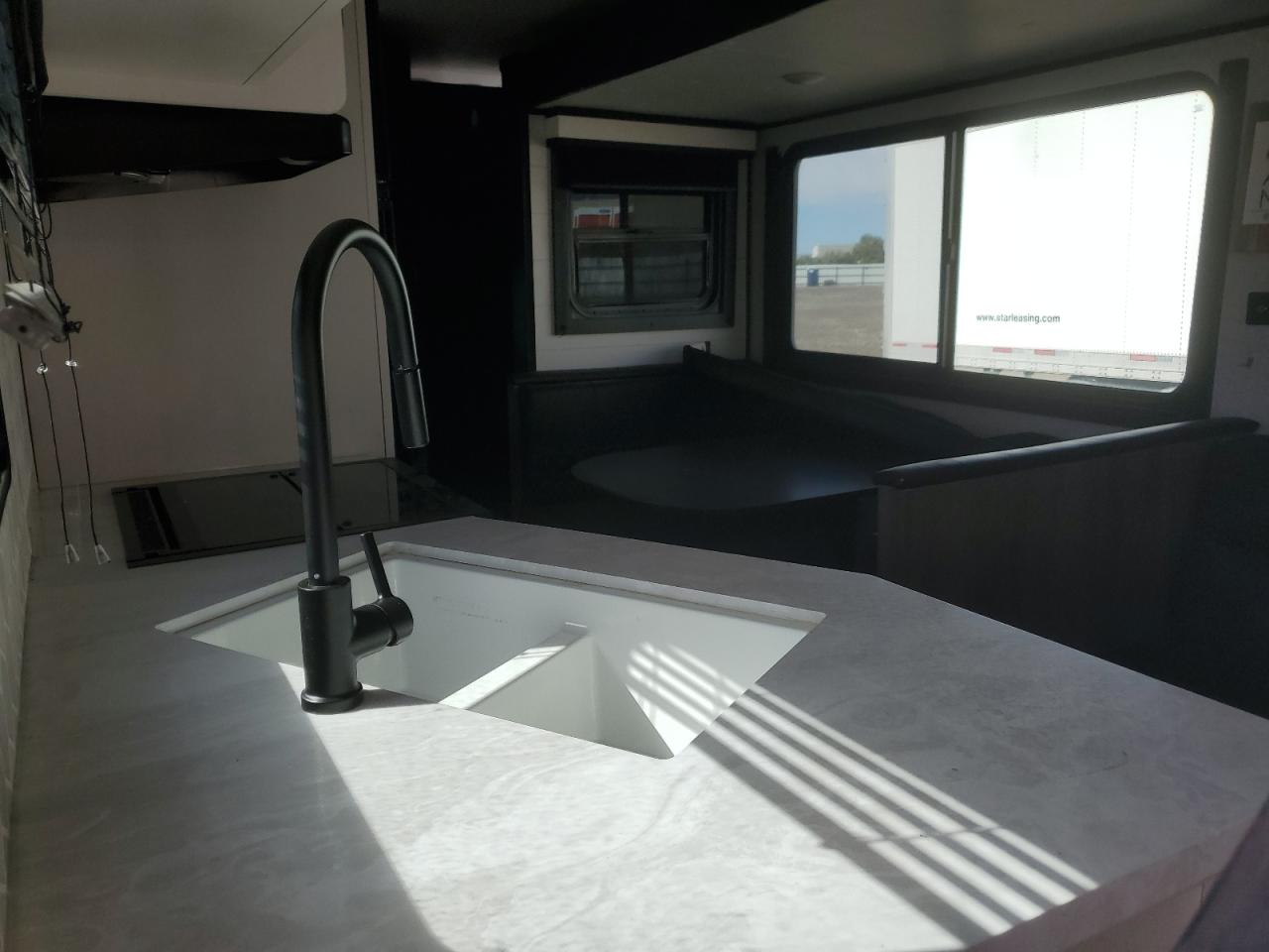 Jay Jay Flight Image 8