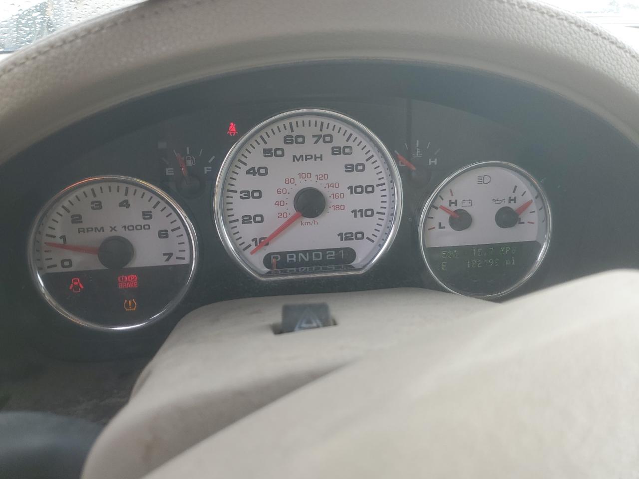 Ford F-150 Supercrew Image 10