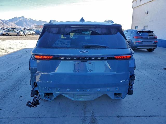 Ford Explorer Active Image 5