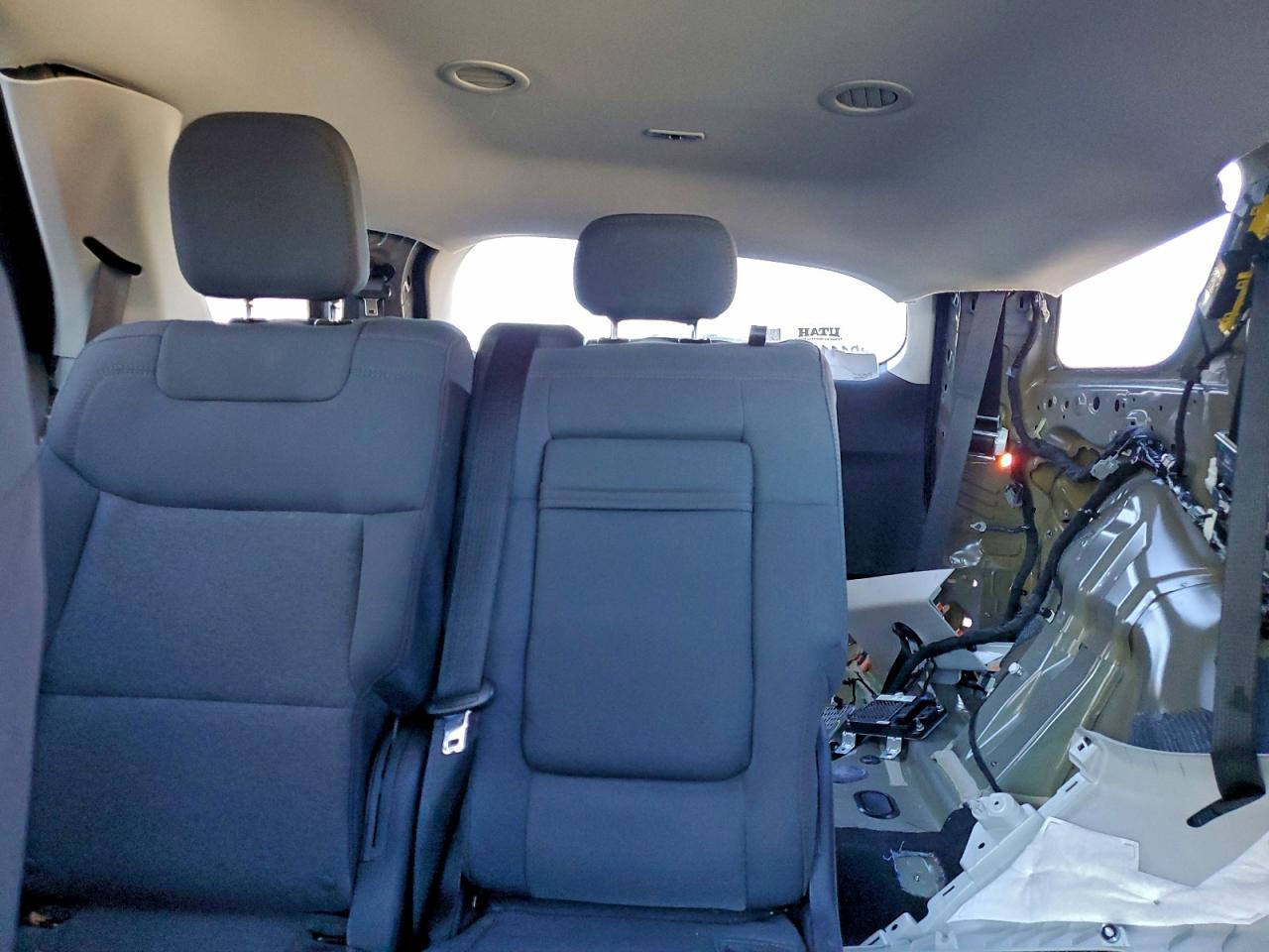 Ford Explorer Active Image 10