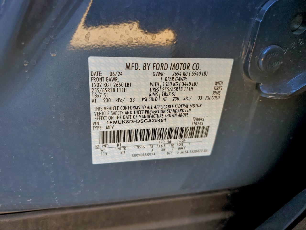 Ford Explorer Active Image 13