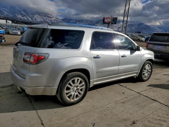 GMC Acadia Denali Image 3