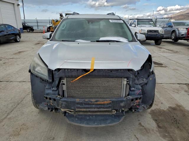 GMC Acadia Denali Image 13