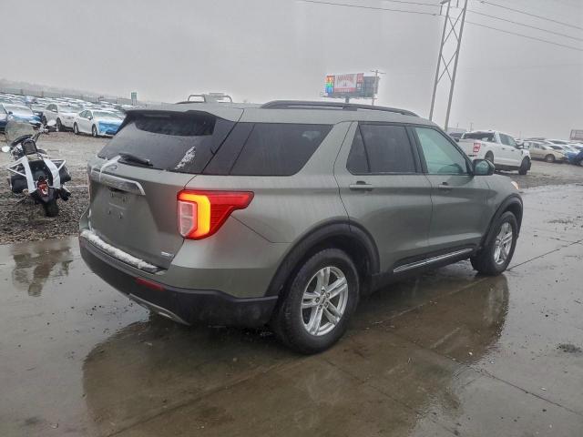 Ford Explorer Xlt Image 3