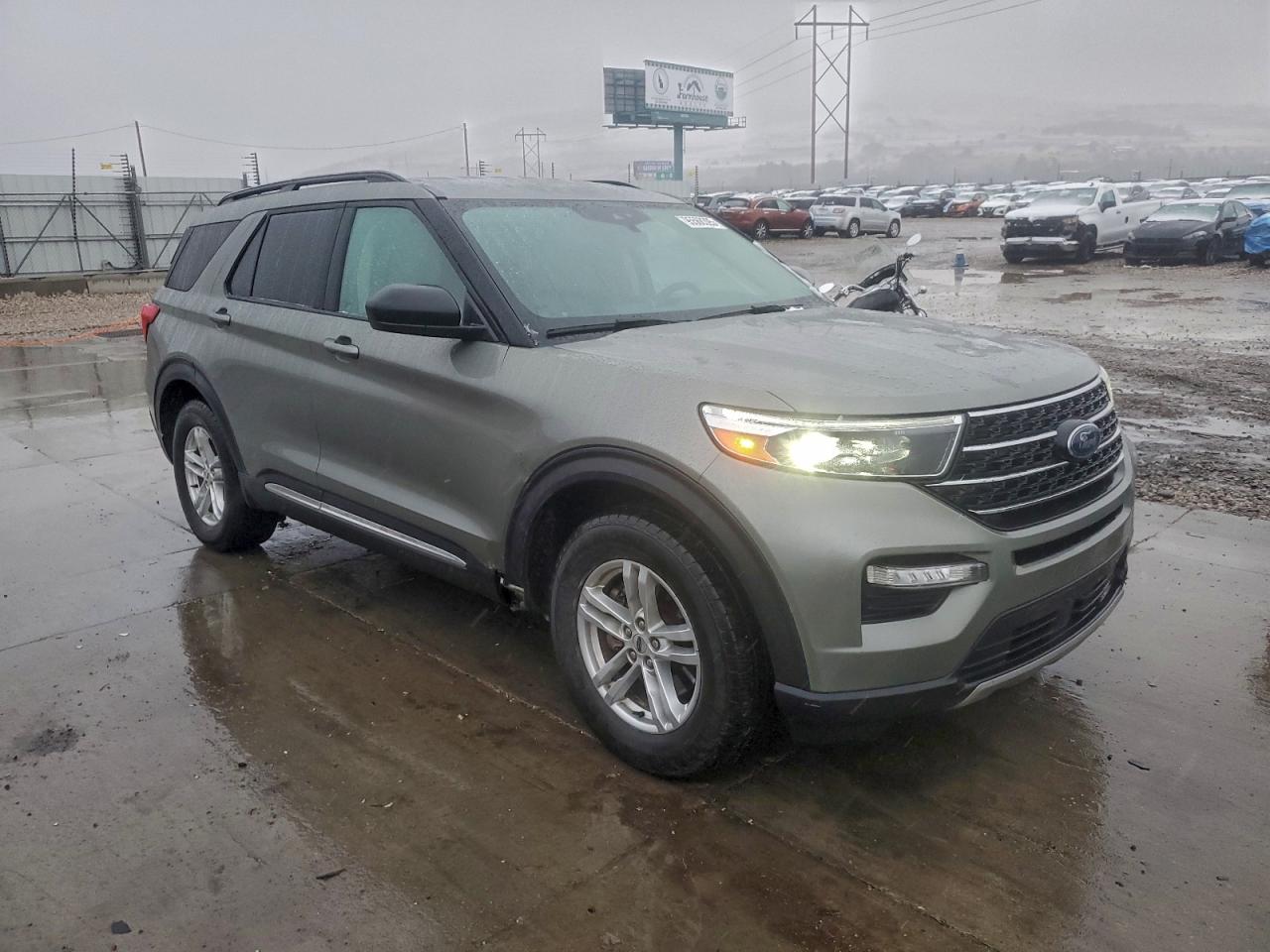 Ford Explorer Xlt Image 6