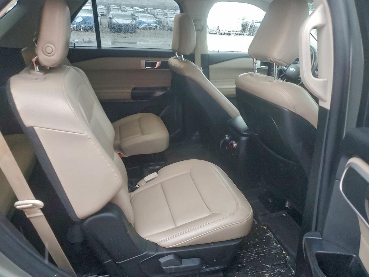 Ford Explorer Xlt Image 9