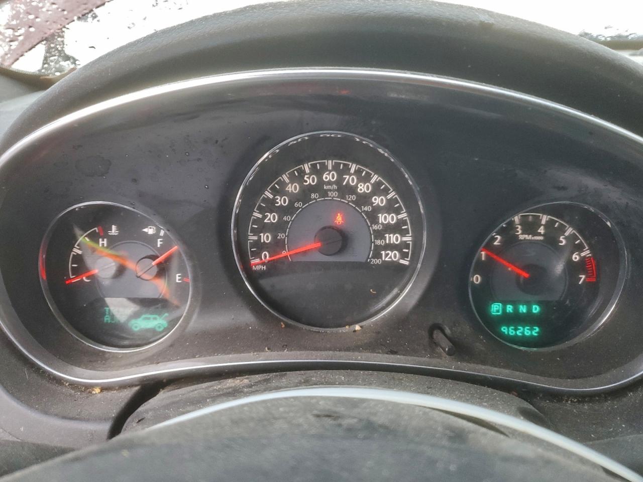 Chrysler 200 Touring Image 9