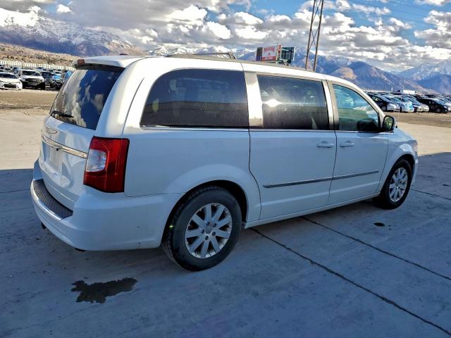 Chrysler Minivan Touring Image 10