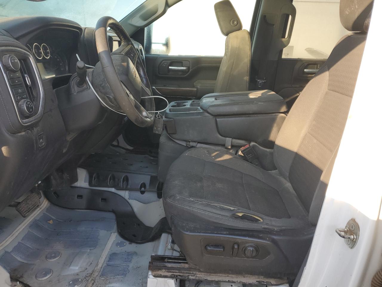 Chevrolet Silverado K2500 Heavy Duty Lt Image 10