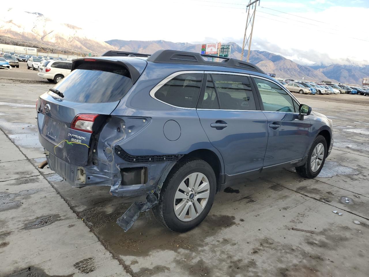 Subaru Outback 2.5i Premium Image 11