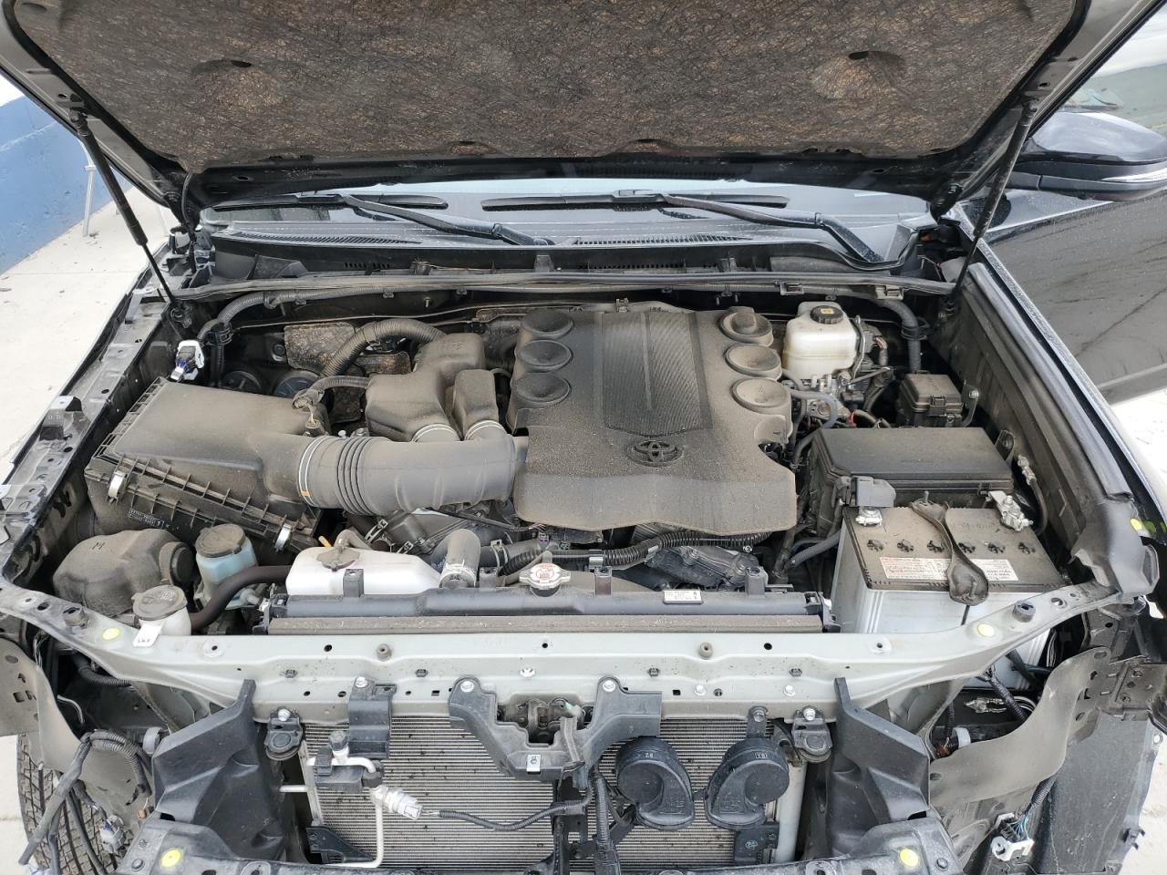 Toyota 4Runner Limited Image 13