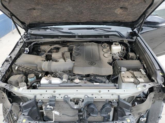 Toyota 4Runner Limited Image 13