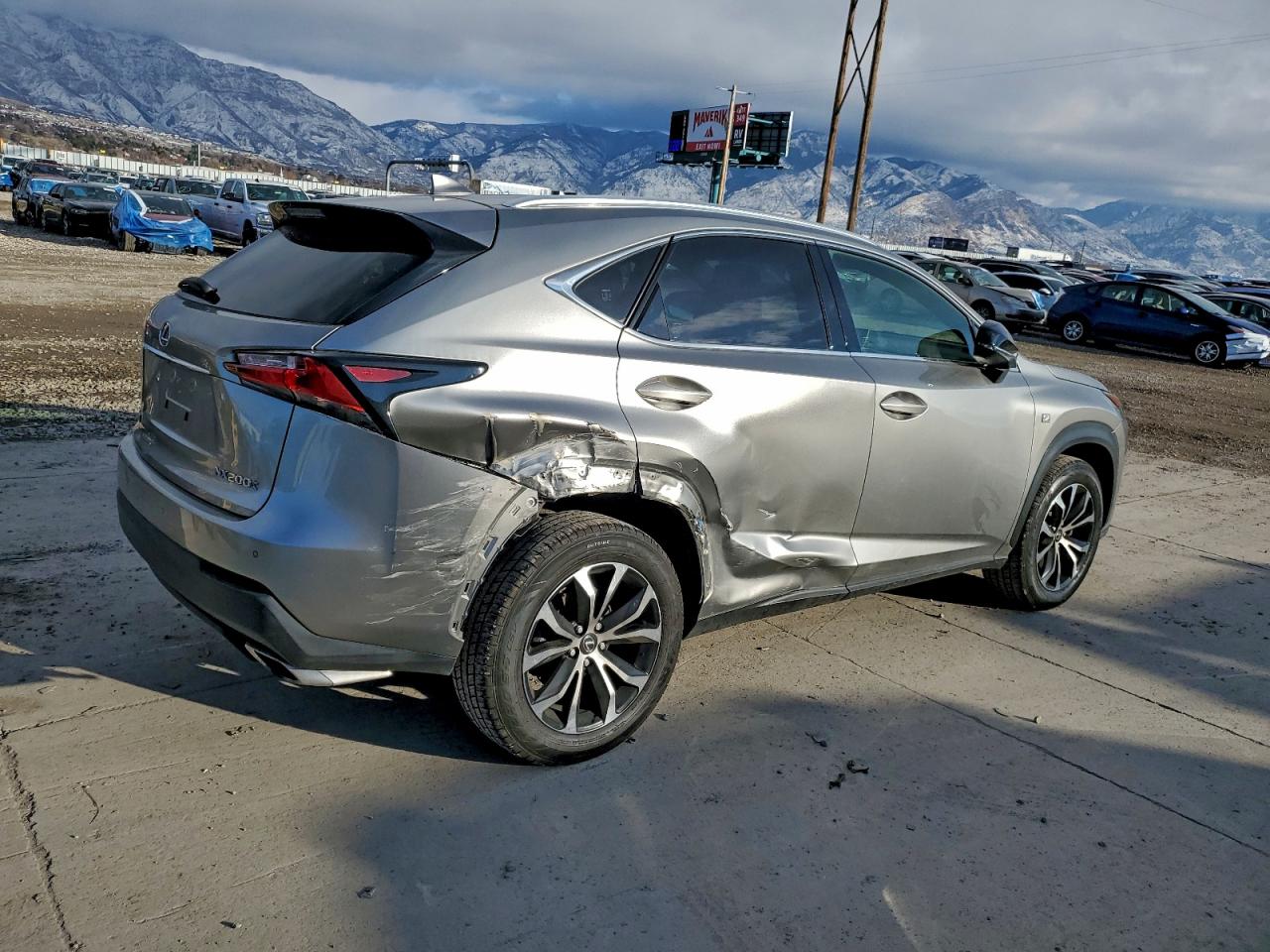Lexus NX 200t Image 4